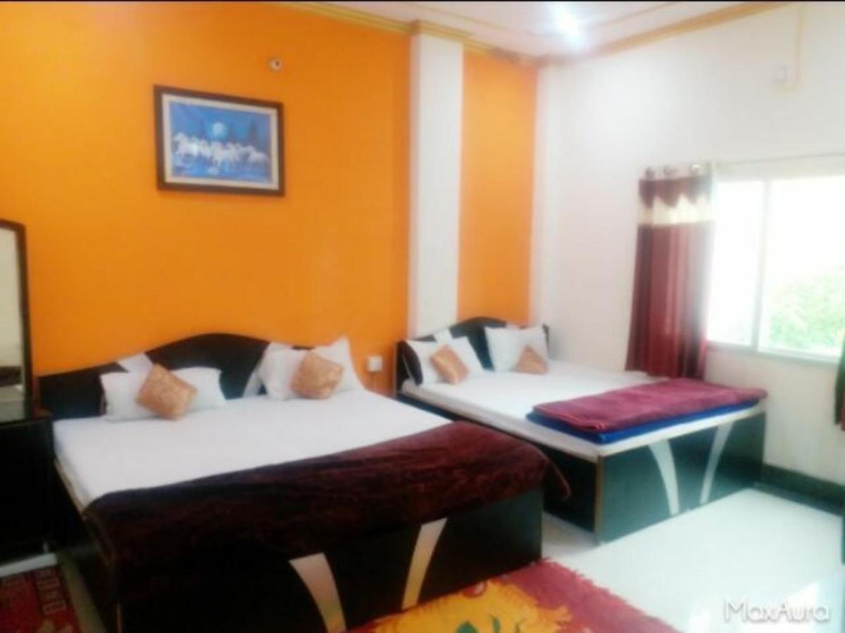 Goroomgo New Ashiyana Palace Varanasi Ngoại thất bức ảnh