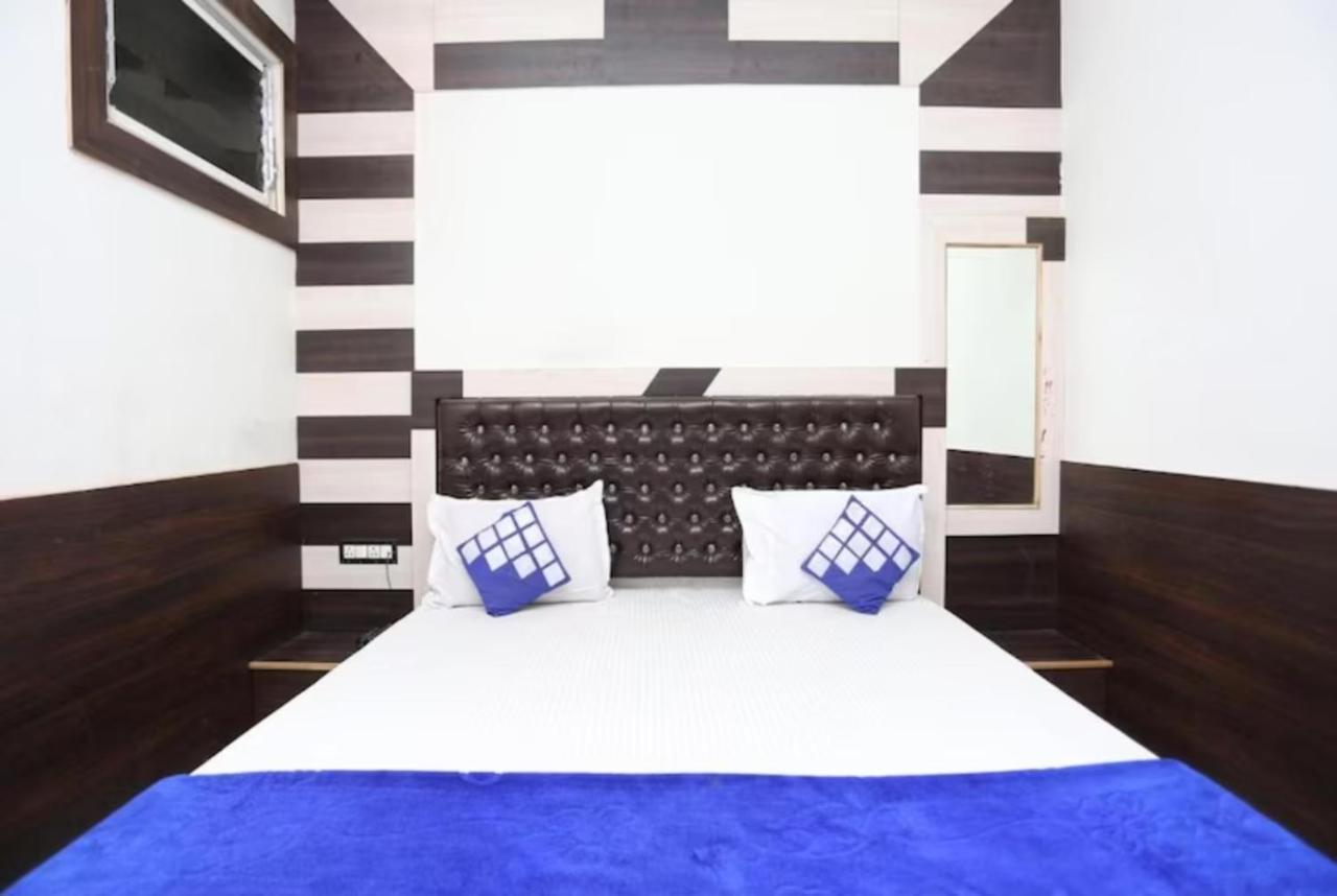 Goroomgo New Ashiyana Palace Varanasi Ngoại thất bức ảnh
