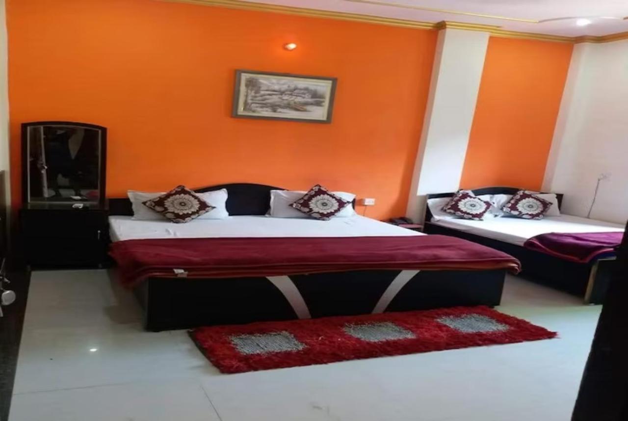 Goroomgo New Ashiyana Palace Varanasi Ngoại thất bức ảnh