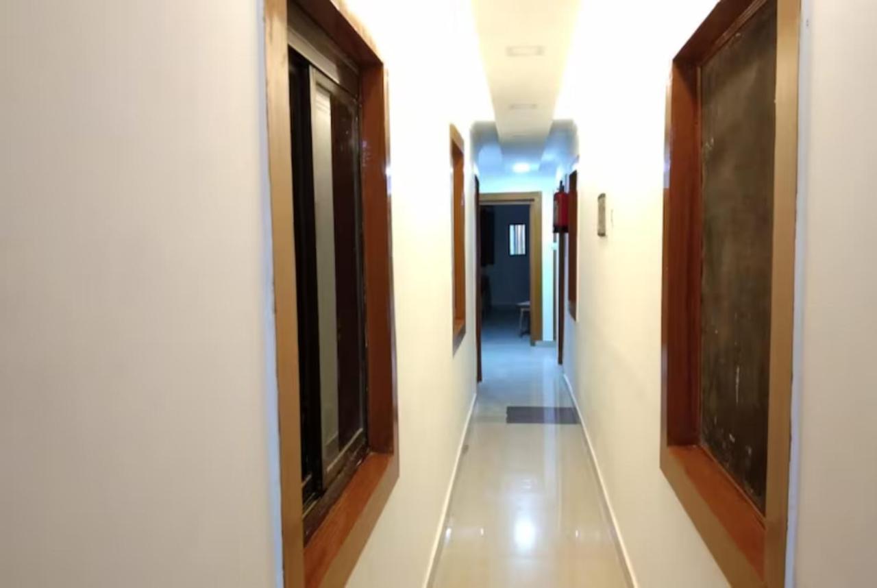 Goroomgo New Ashiyana Palace Varanasi Ngoại thất bức ảnh