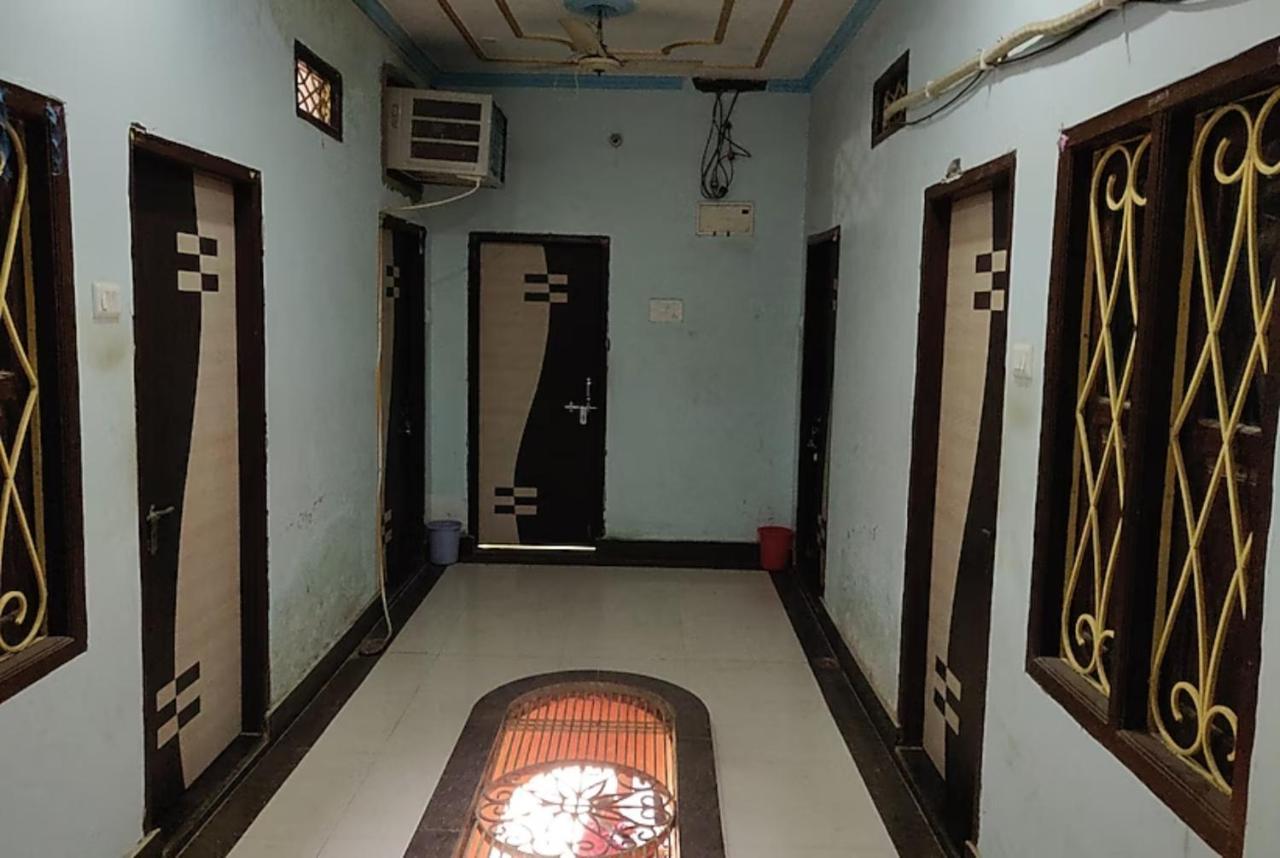 Goroomgo New Ashiyana Palace Varanasi Ngoại thất bức ảnh